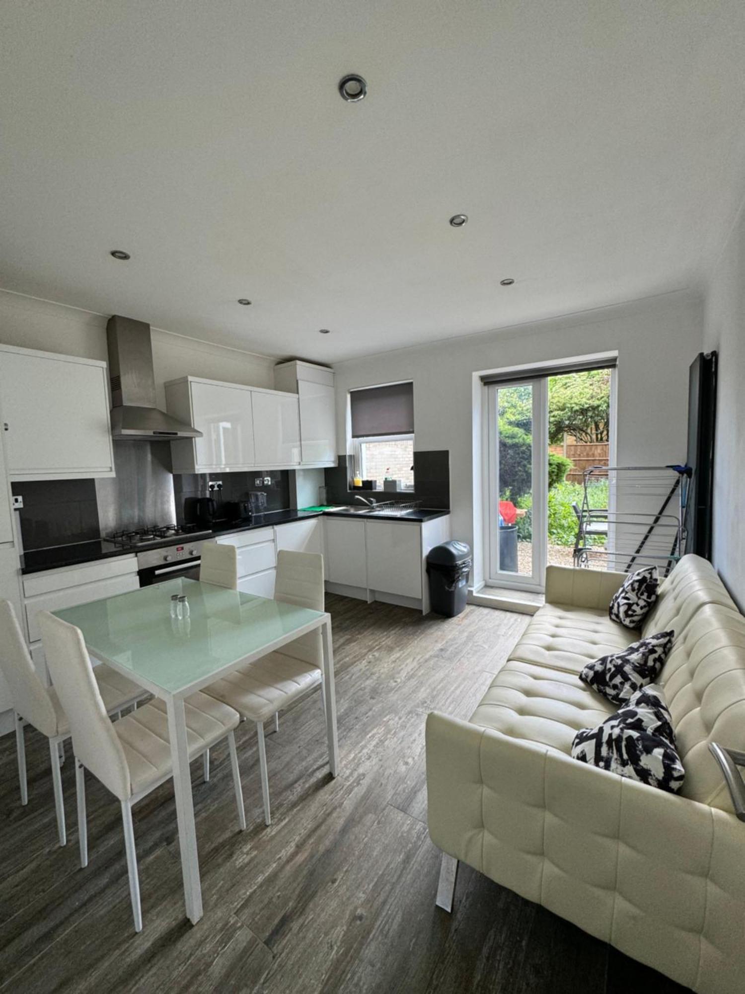 Manor Court 1 Apartment London Ngoại thất bức ảnh